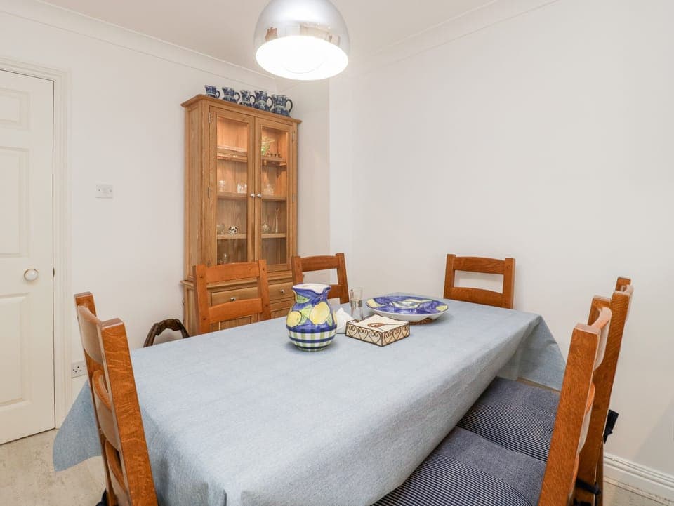 Cottage | 3 bedrooms, individually decorated, individually furnished, free WiFi