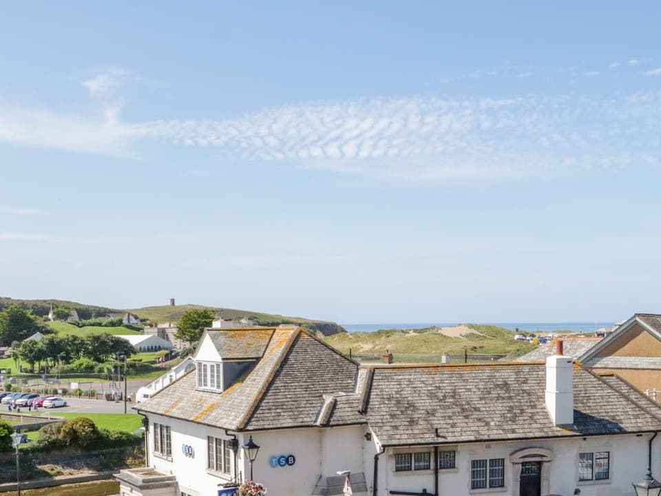 Cottage | 2 bedrooms, individually decorated, individually furnished, free WiFi