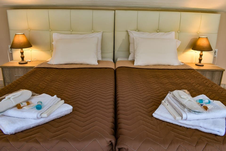 Loft | In-room safe, iron/ironing board, free WiFi, bed sheets