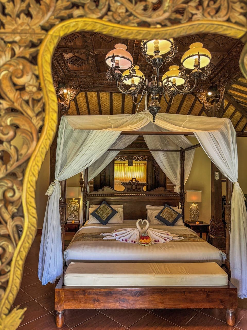 Joglo Room | Minibar, desk, laptop workspace, free WiFi