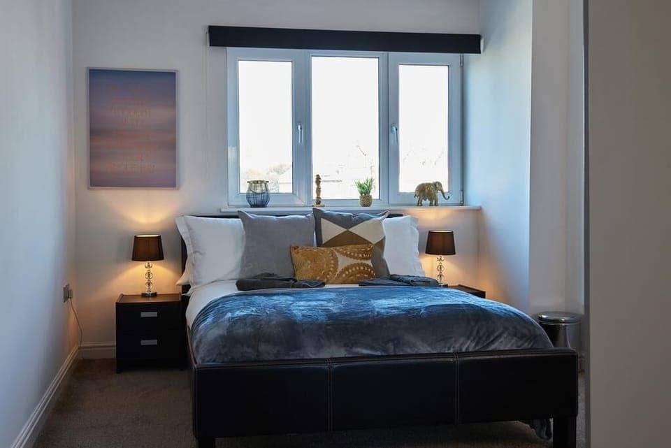 Clarence Court | 1 bedroom, premium bedding, individually decorated