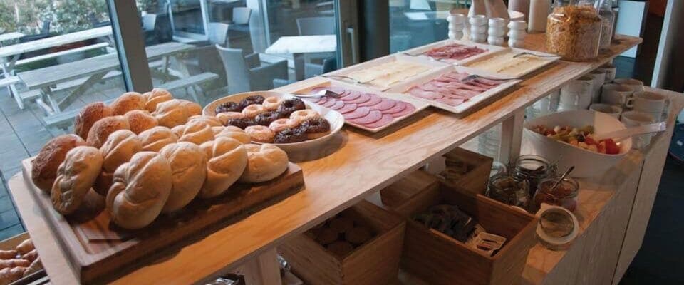 Free daily buffet breakfast