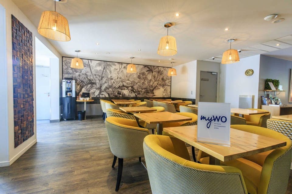 Daily buffet breakfast (EUR 15.00 per person)