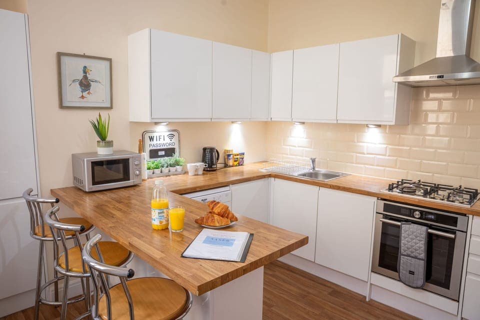 House, Private Bathroom | Shared kitchen