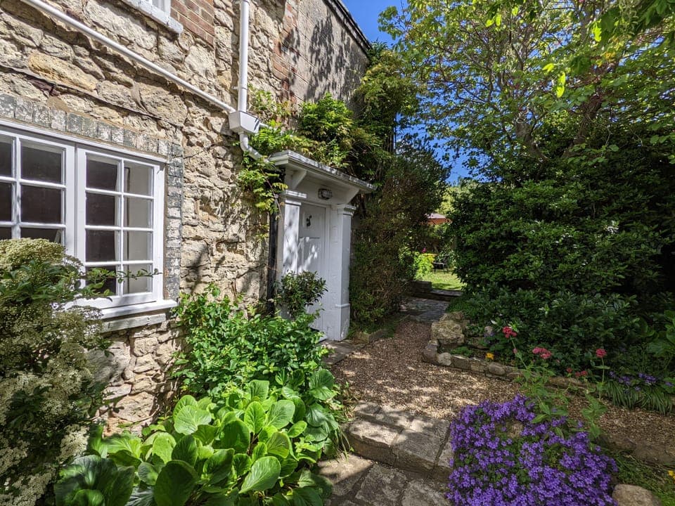 Cottage | Exterior detail