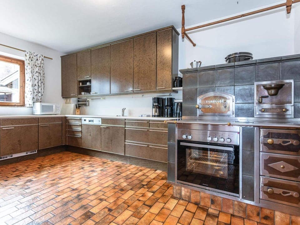 House | Private kitchen | Highchair