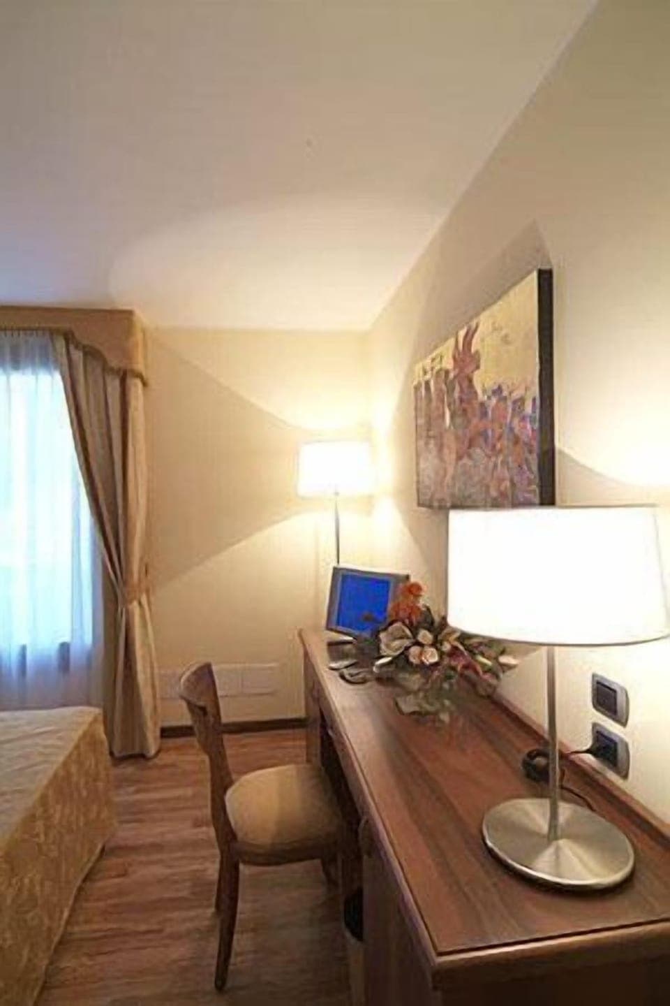 Minibar, in-room safe, desk, soundproofing