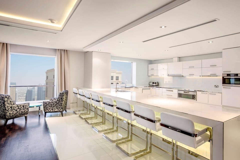 4 Bedroom Royal Suite With Sea View | Private kitchen | Coffee/tea maker