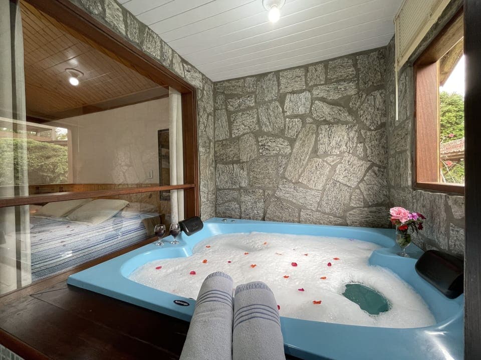 Romantic Double Room | Minibar, blackout drapes, free WiFi, bed sheets