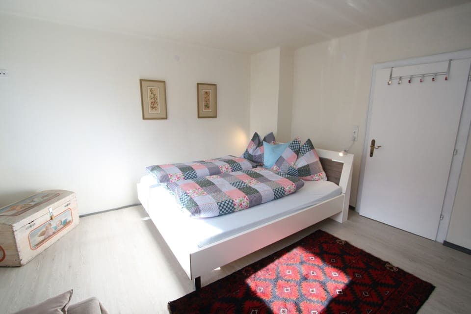 Apartment | 1 bedroom, individually furnished, bed sheets