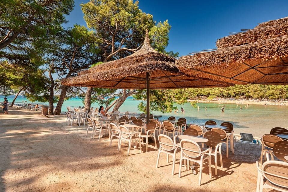 Beach bar