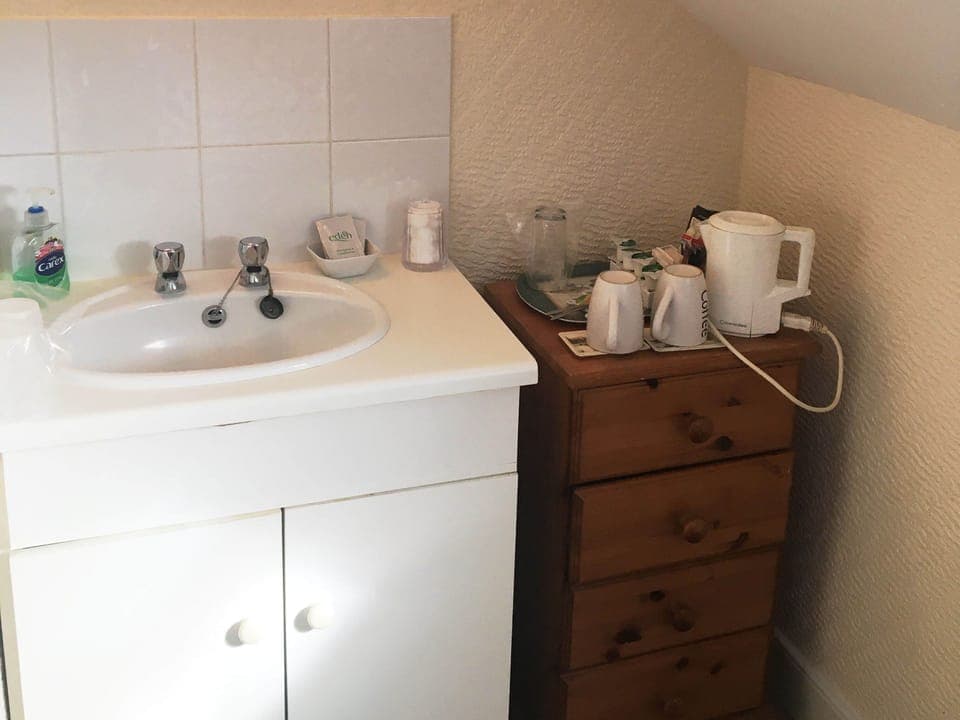 Basic Double Room, Shared Bathroom (3rd Floor )