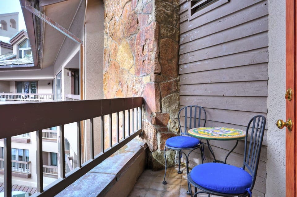 Condo, 1 Bedroom | Property grounds