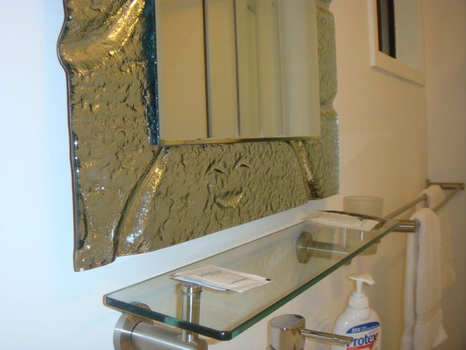 One Bedroom Suite | Bathroom | Free toiletries, hair dryer, towels, soap