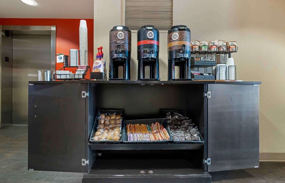 Free daily on-the-go breakfast