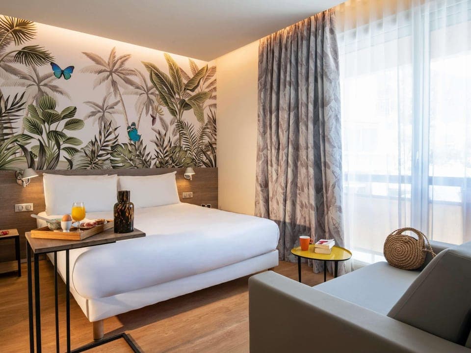 Standard Double Room, 1 Double Bed with Sofa bed | In-room safe, desk, iron/ironing board, free cribs/infant beds