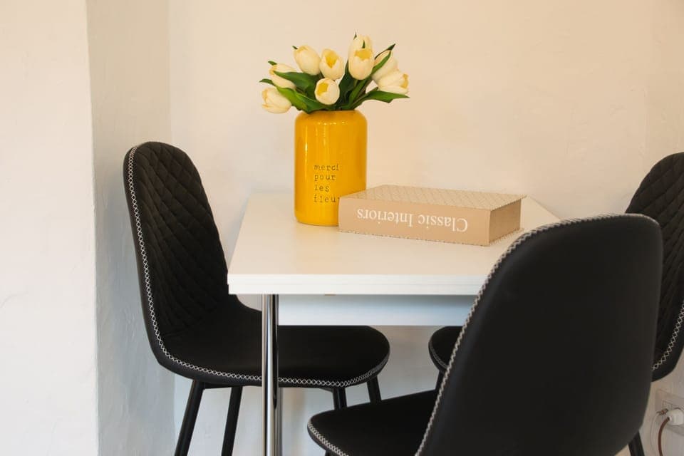 Apartment, 2 Bedrooms | Room amenity