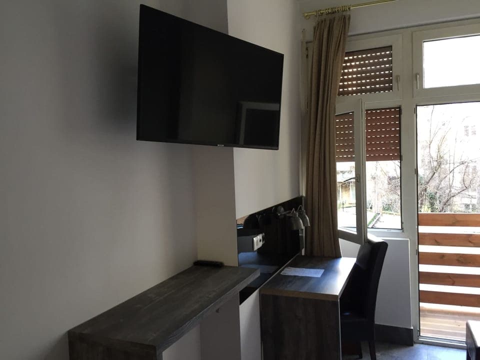 Standard Single Room | Desk, free WiFi, bed sheets