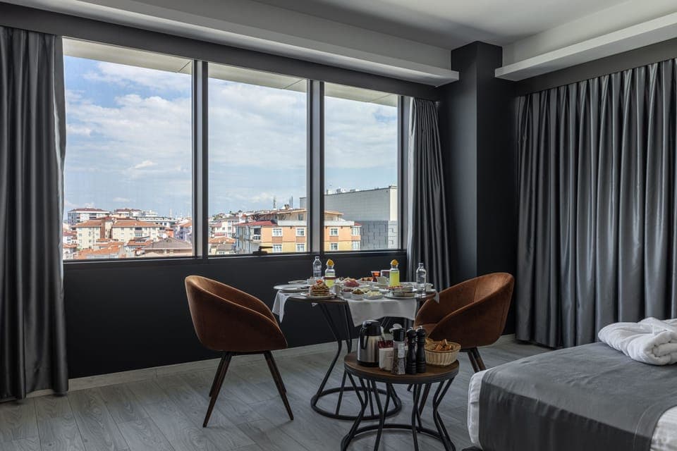 Premium bedding, minibar, in-room safe, laptop workspace