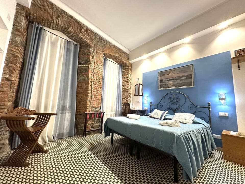 Premium Quadruple Room | In-room safe, free WiFi, bed sheets