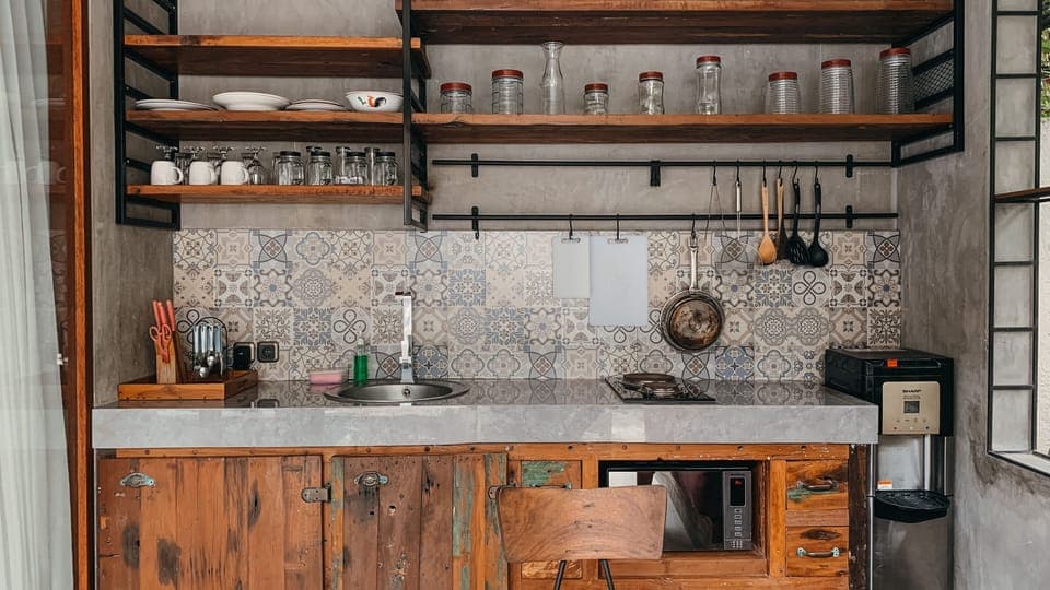 Deluxe Villa, 1 King Bed | Private kitchen | Mini-fridge, microwave, stovetop, dishwasher