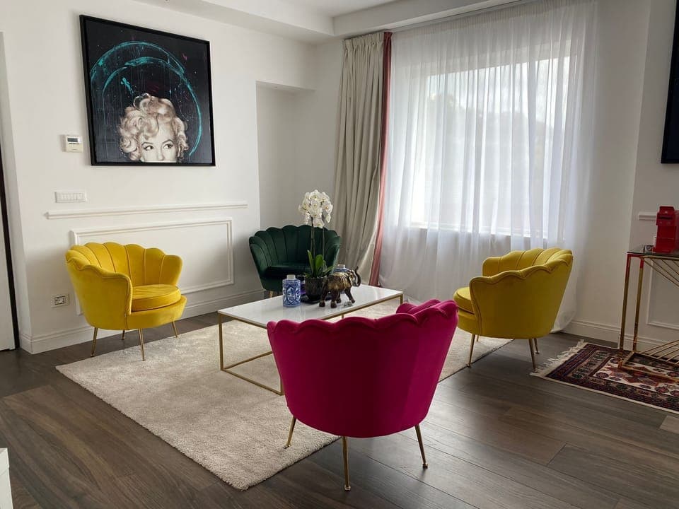 Deluxe Studio Suite, Non Smoking | Frette Italian sheets, premium bedding, down comforters, pillowtop beds