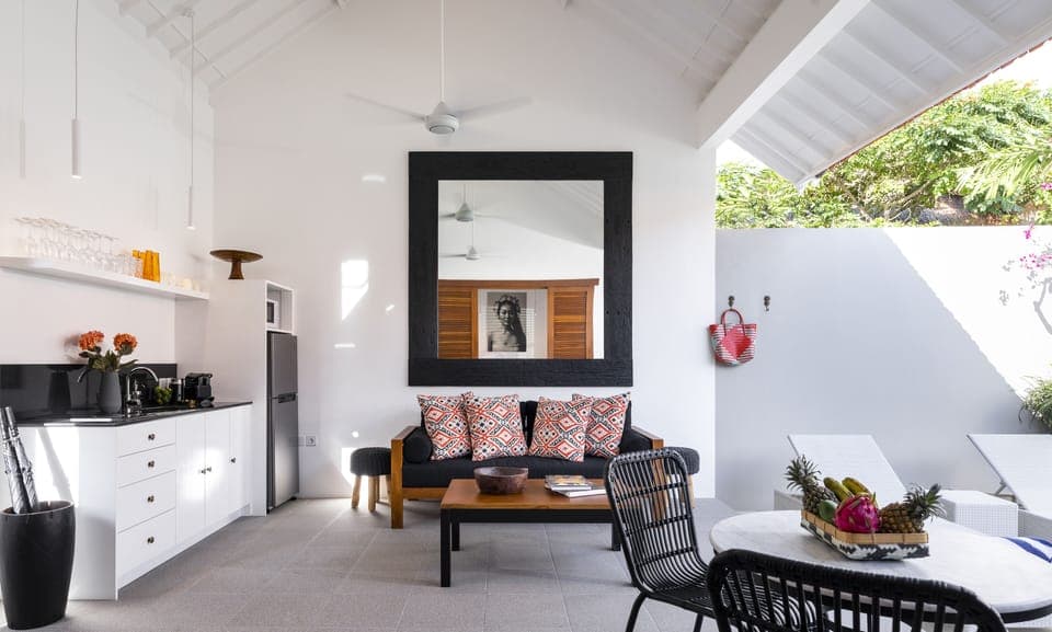 Honeymoon Villa, 1 Bedroom | Living area | Smart TV