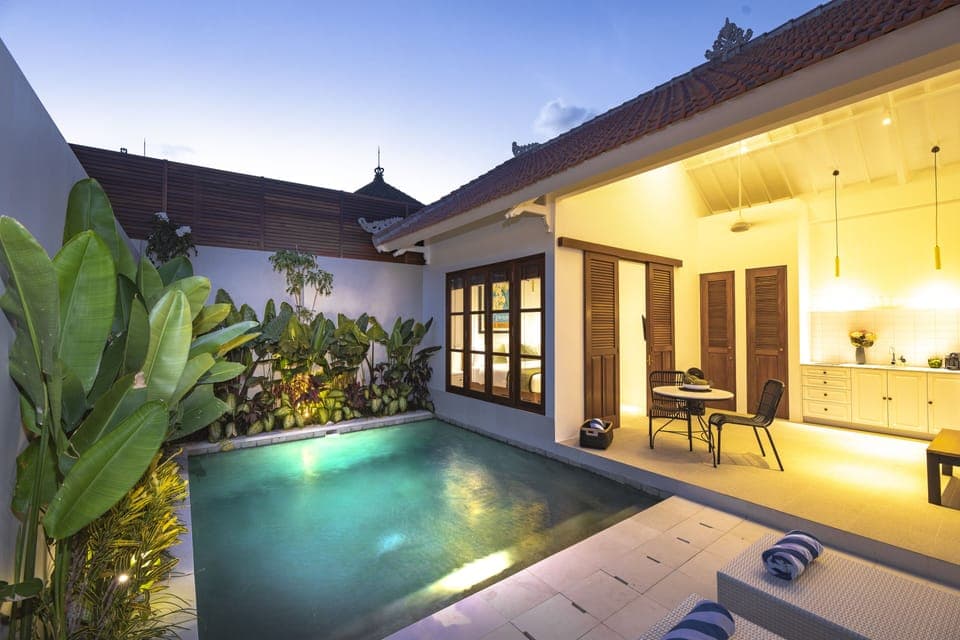 Front of property - evening/night