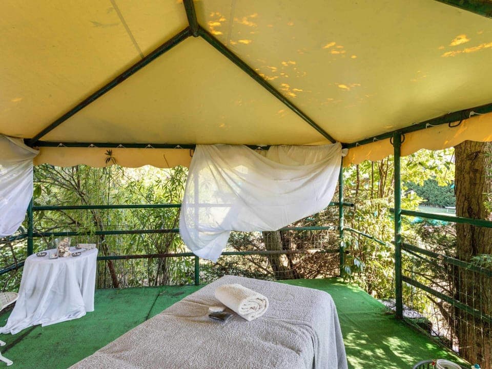 Apartment | Property grounds