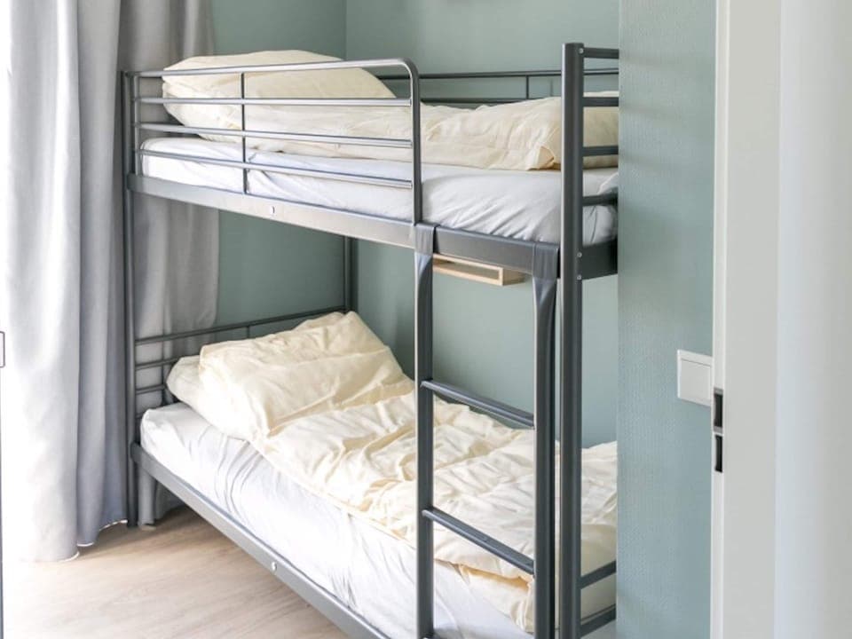 House | 4 bedrooms, individually furnished