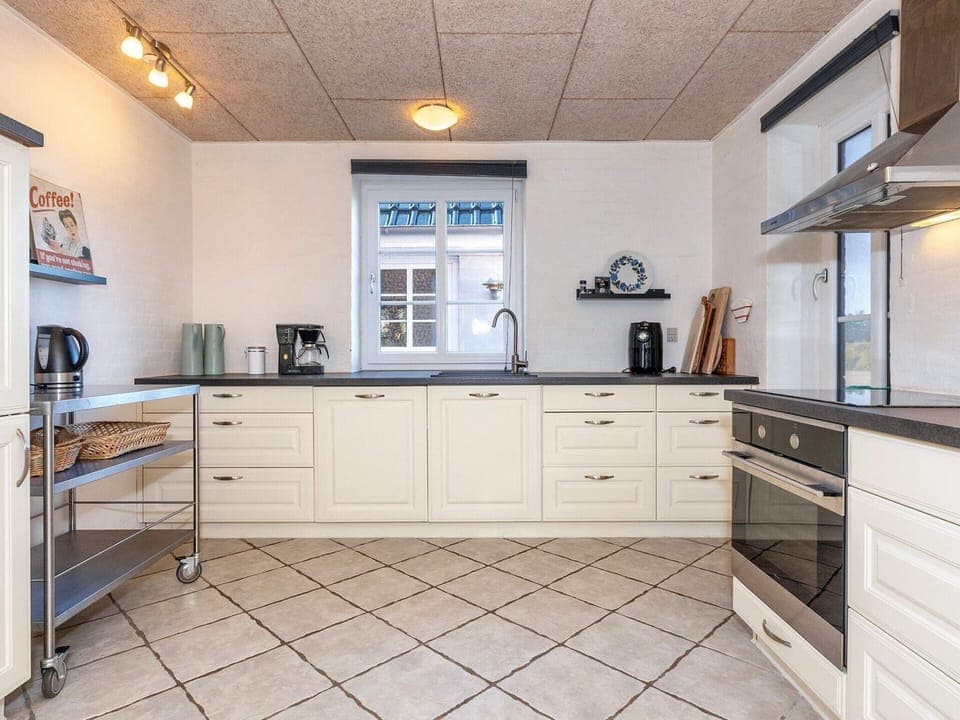 House | Private kitchen | Highchair