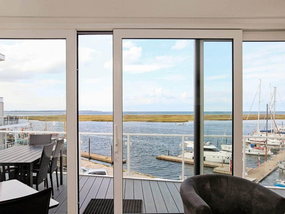 Apartment | Water view