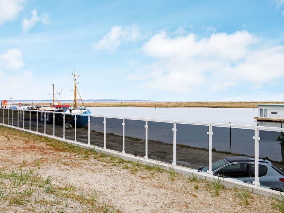 Apartment | Water view