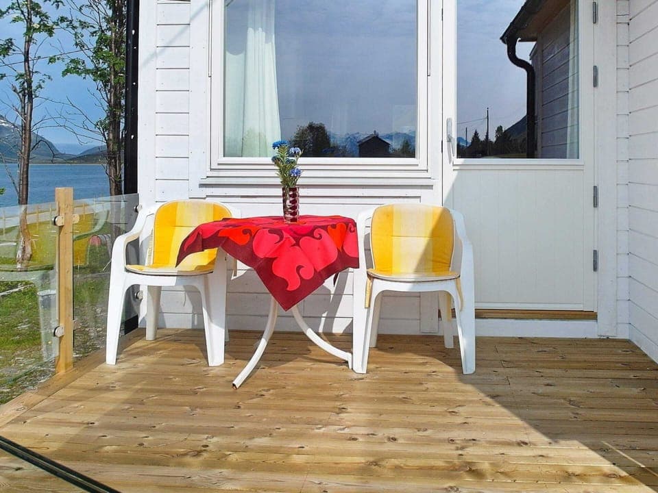 House | Outdoor dining
