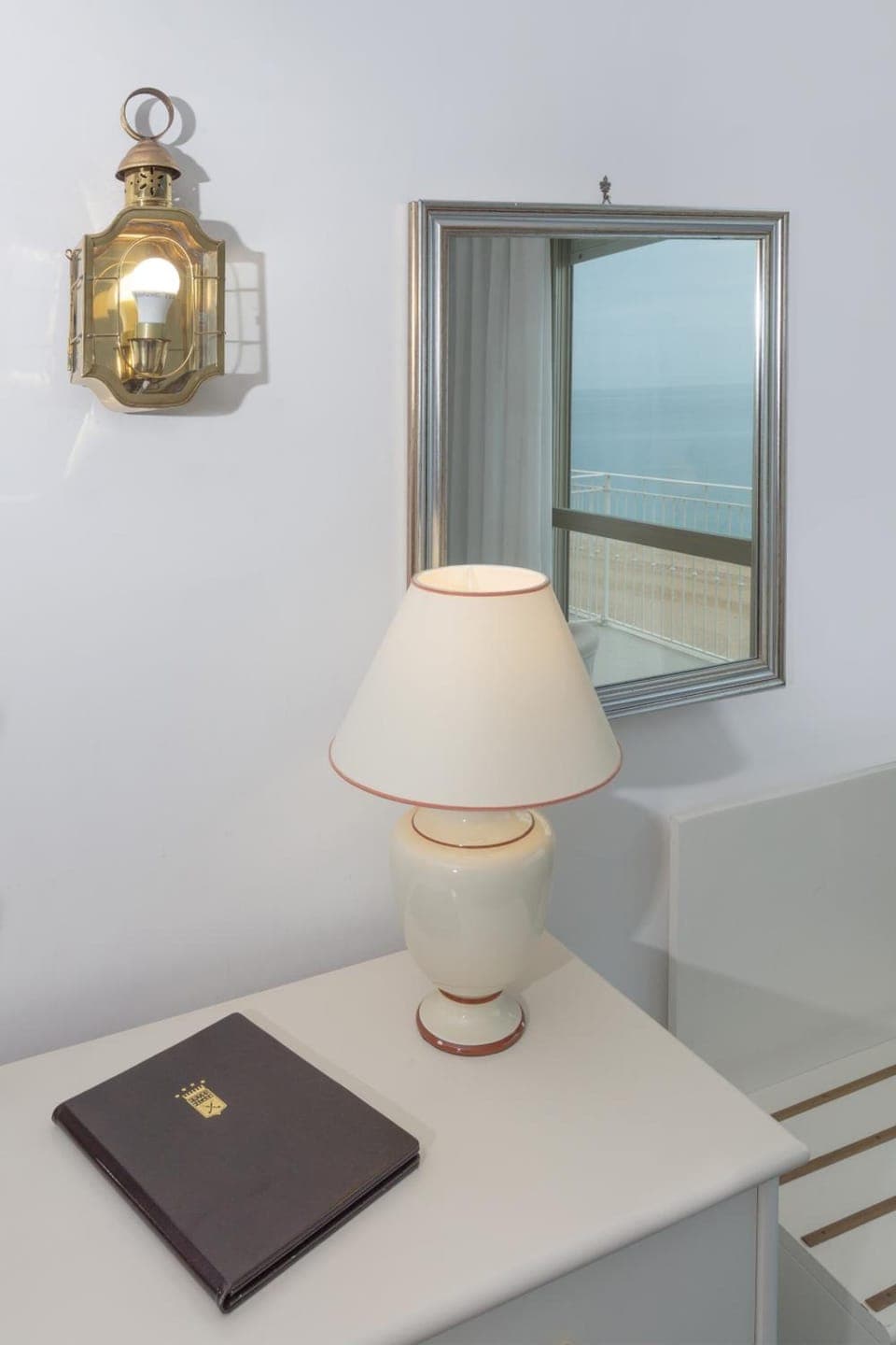 Minibar, in-room safe, desk, free WiFi