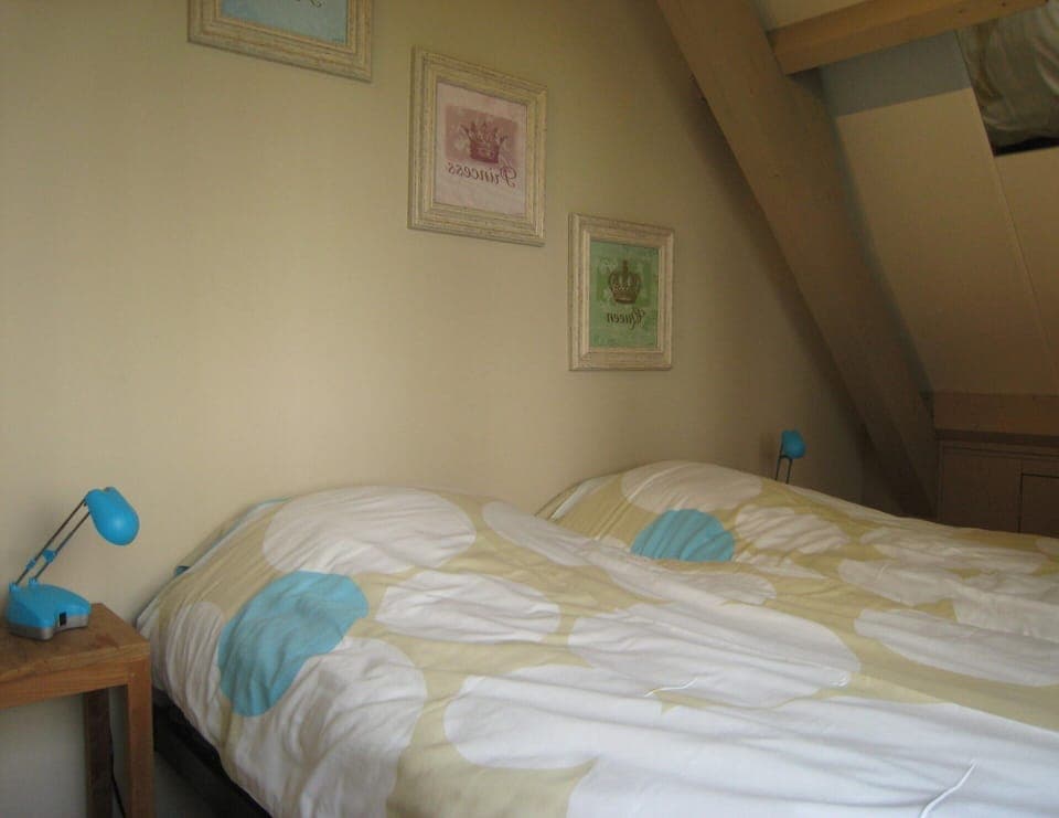 Mobile Home | 3 bedrooms, individually furnished