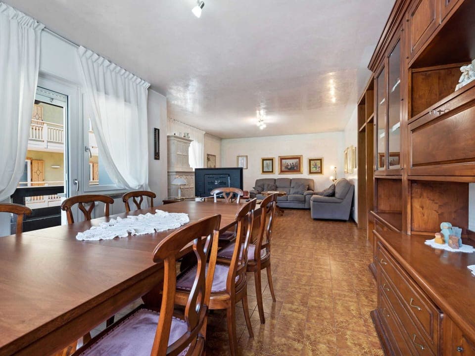 Apartment | Dining