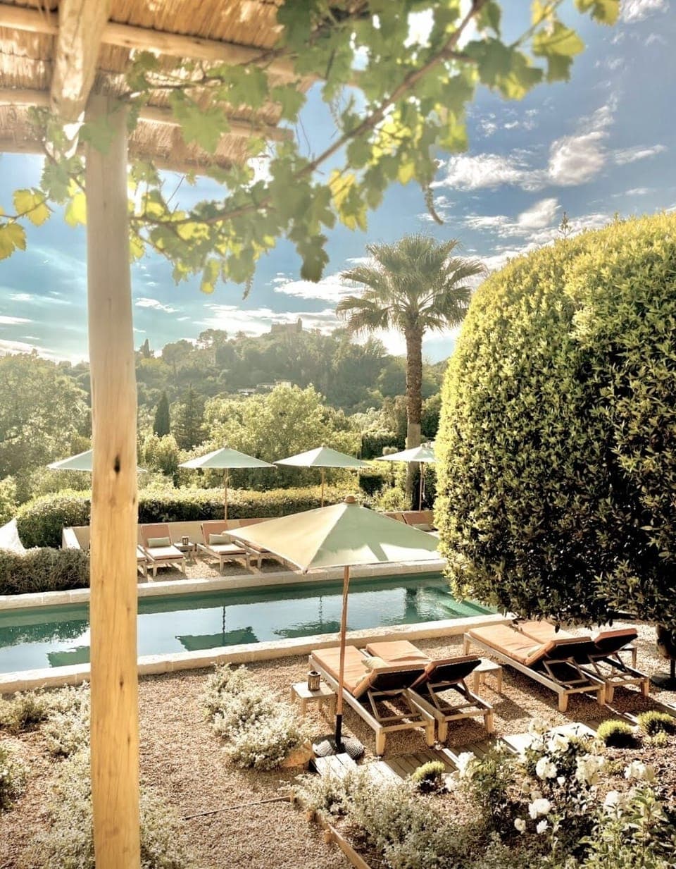 2 outdoor pools, pool umbrellas, sun loungers