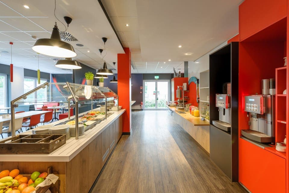 Daily buffet breakfast (EUR 17 per person)