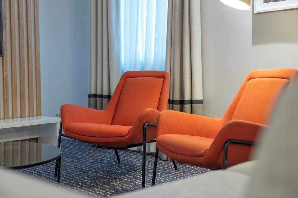 Suite, 1 Bedroom | Hypo-allergenic bedding, in-room safe, desk, laptop workspace