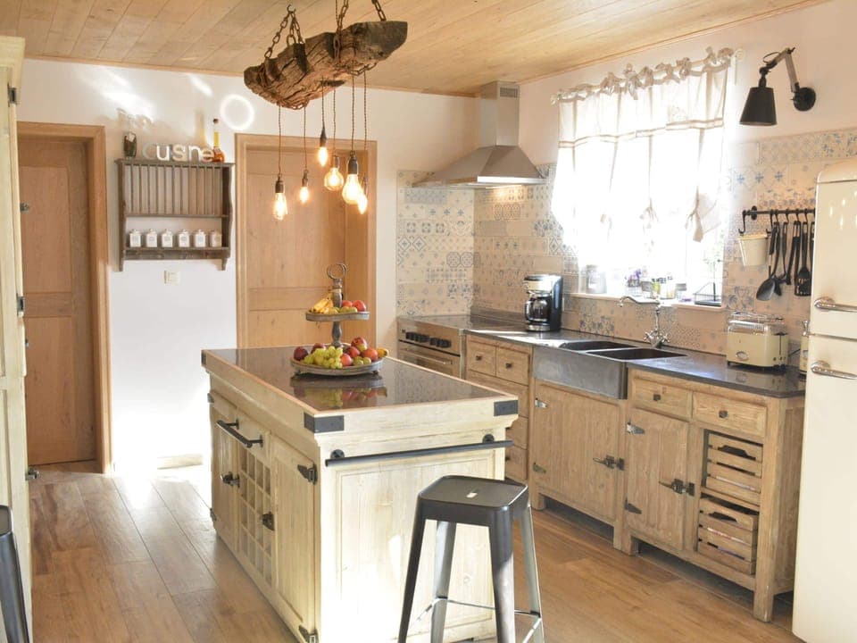 House | Private kitchen | Highchair