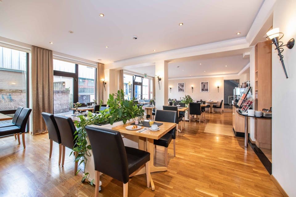 Economy Single Room, 1 Twin Bed | Breakfast area | Daily buffet breakfast (EUR 12.90 per person)