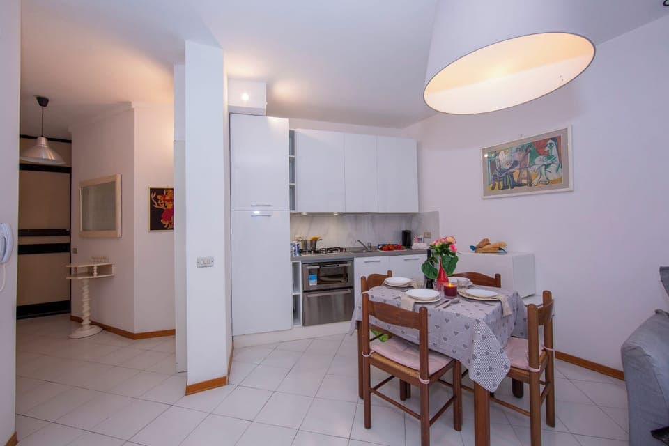 Family Apartment, Multiple Bedrooms (Francesca 2 600m From Sea) | Dining