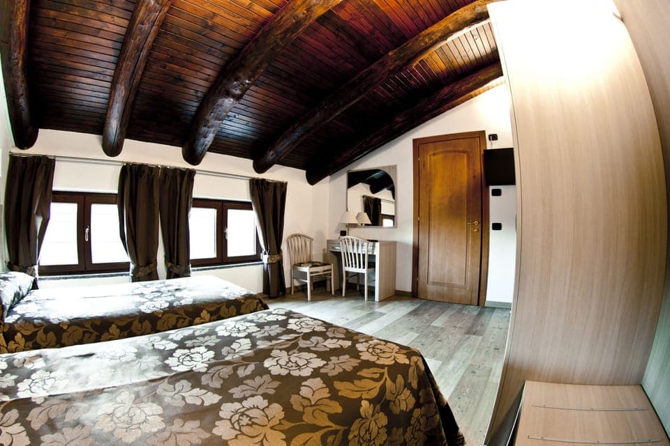 Comfort Double or Twin Room | Select Comfort beds, desk, free cribs/infant beds, free WiFi