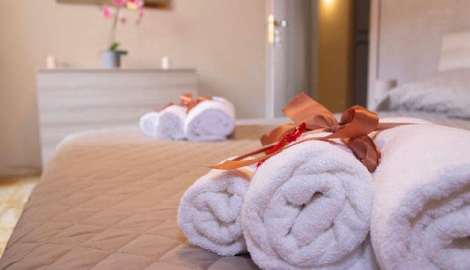 Double Room (Velia) | Individually decorated, free WiFi, bed sheets