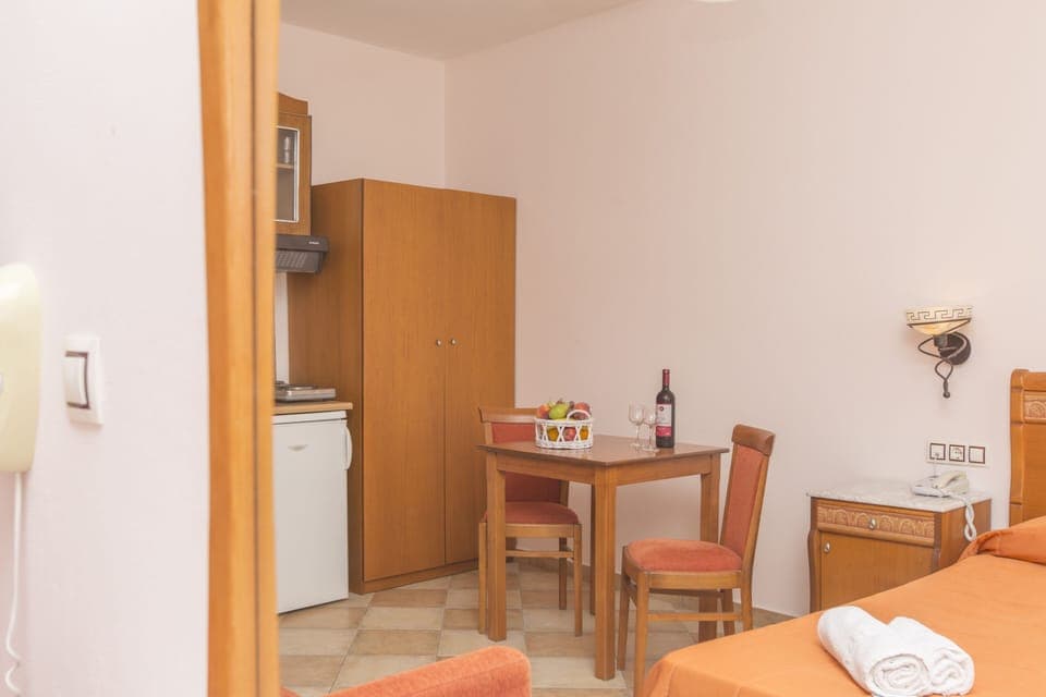 Comfort Studio | Living area