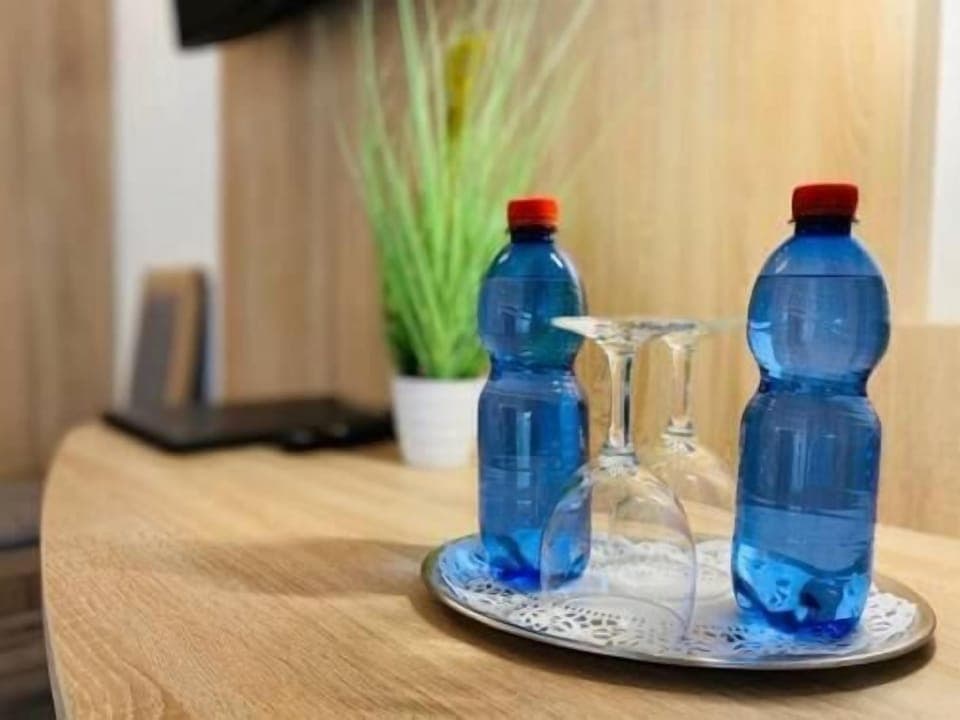 Basic Double Room, Non Smoking | Desk, soundproofing, free WiFi, bed sheets