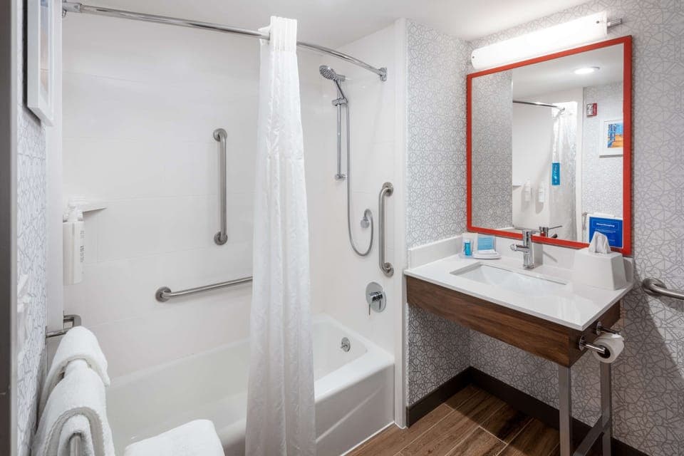 Bathroom shower