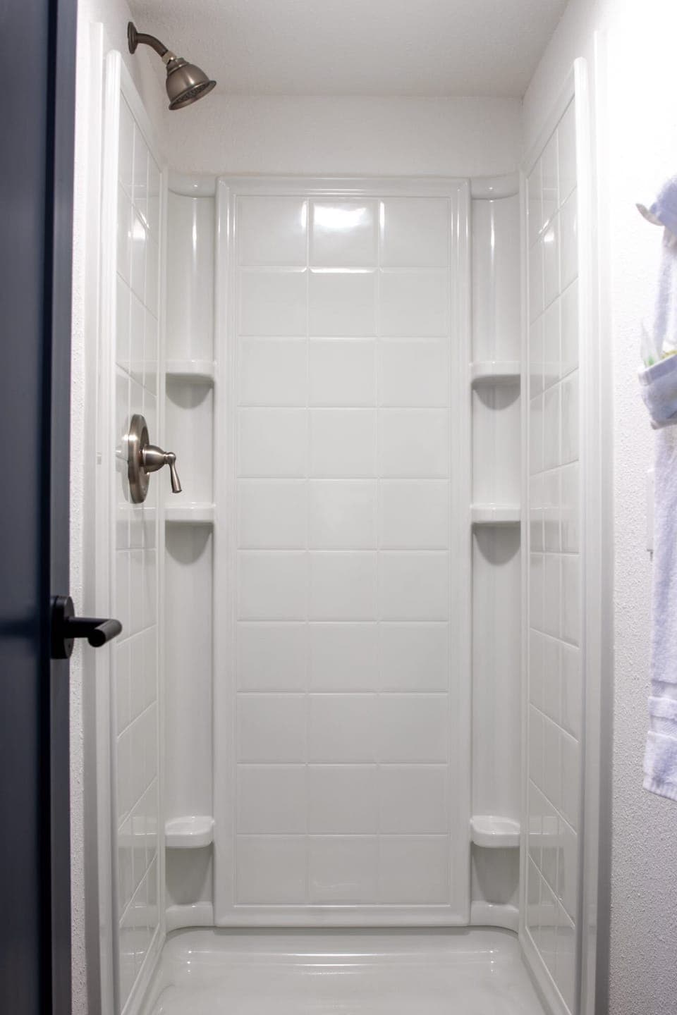Shower, towels
