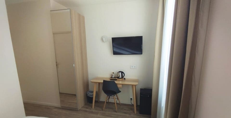 Classic Double Room | Free WiFi, bed sheets, alarm clocks